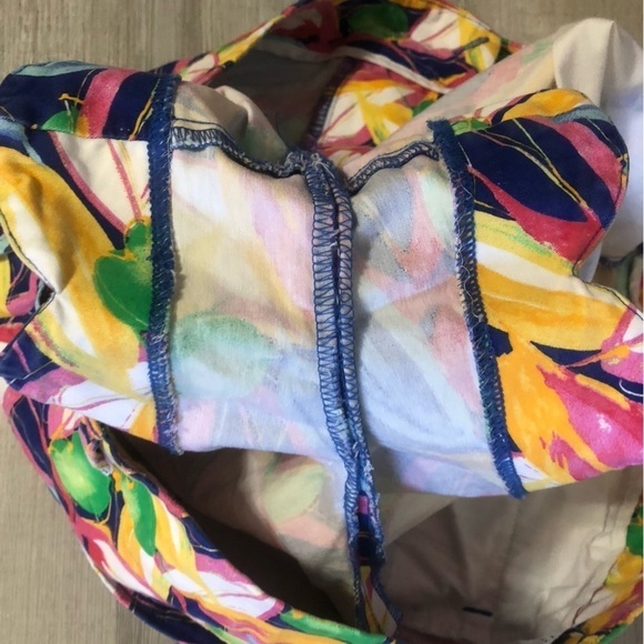 Crown and Ivy size 16 floral shorts - Picture 10 of 14